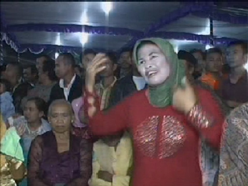 Cokek Sragenan Tardi Laras Gayeng Kembang Rawe - Cewek Gaul