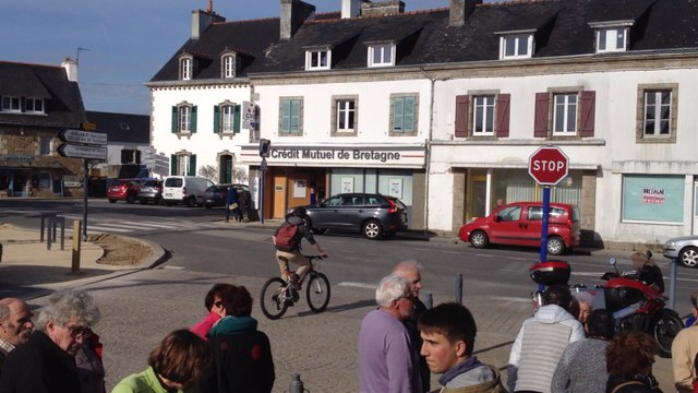 Mobilisation pour le maintien du Crédit mutuel de Bretagne