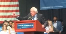 Sanders Reacts to Crowd Suggestion That 'Billionaire Class' Should F*** Off