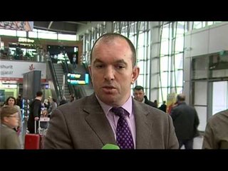 Incidenti në aeroport - Top Channel Albania - News - Lajme