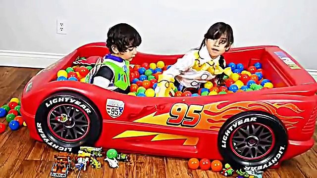 Surprise Toys GIANT Ball Pit Challenge Toy Story Buzz vs Zurg Disney Cars Ball Pit Surprise Toys