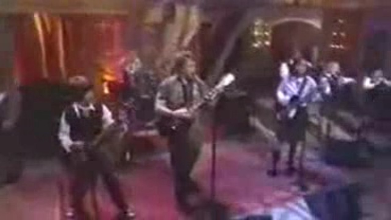 THE SCHOOL OF ROCK BAND _ SCHOOL OF ROCK VIDEO CLIPE DE SHOW