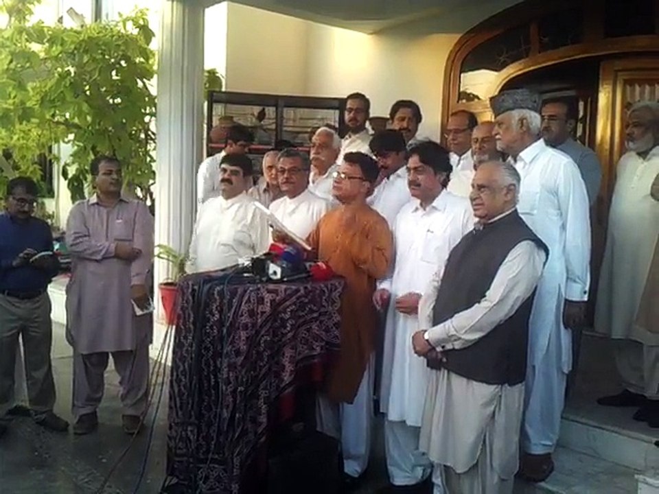 KARACHI: Grand Democratic Alliance (GDA) spokesman Ayaz Latif Palijo media briefing