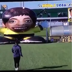 Giant Robot Keeper beat by Lionel Messi Unbelievable Precision