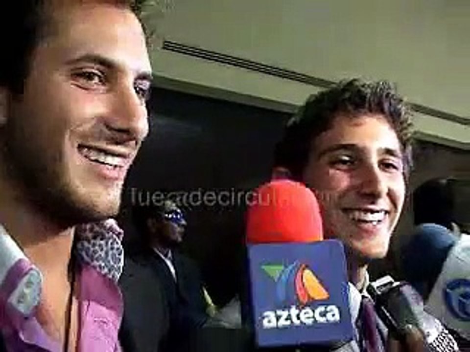 Sebastián Zurita y Emiliano Zurita en Angel Caído
