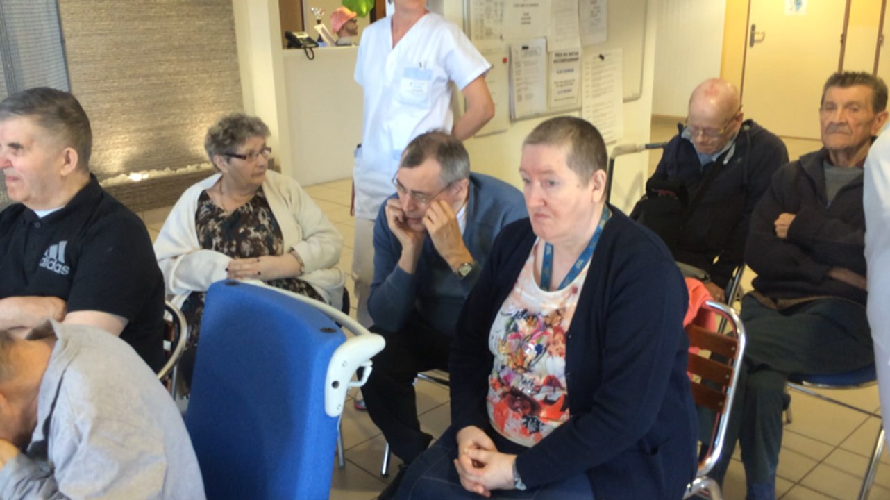 Jazz sous les pommiers. Fanfare Red Line crosser