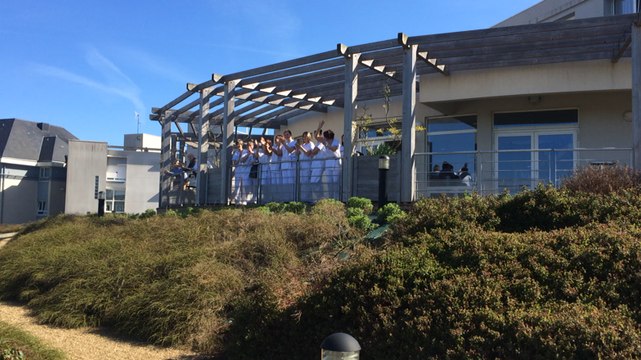 Jazz sous les pommiers. Fanfare Red Line crosser