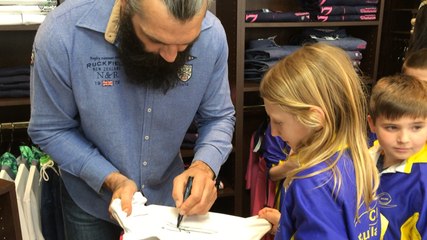 Sébastien Chabal crée l'émeute rue Burgault