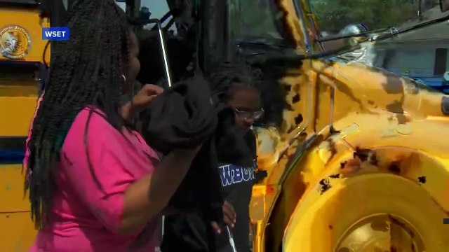 A 12 ans, il voit sa mère pour la première fois grâce à des lunettes révolutionnaires !