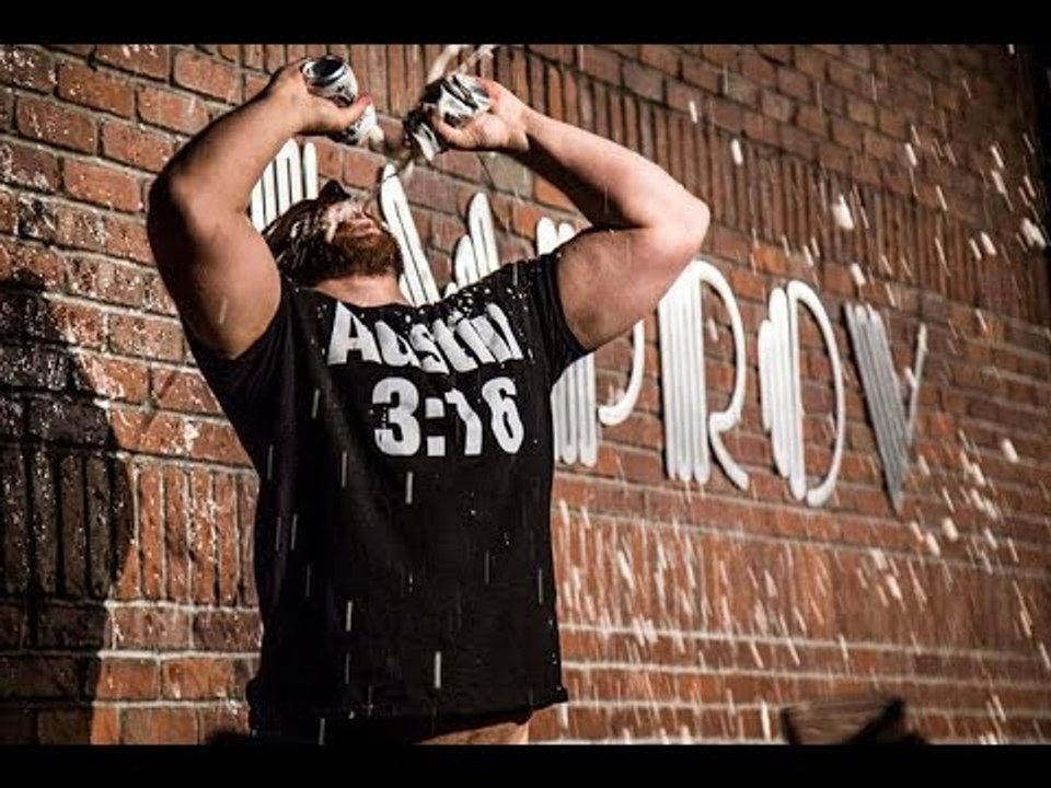 Comedian Ends Show by Doing Crazy Wrestling Move