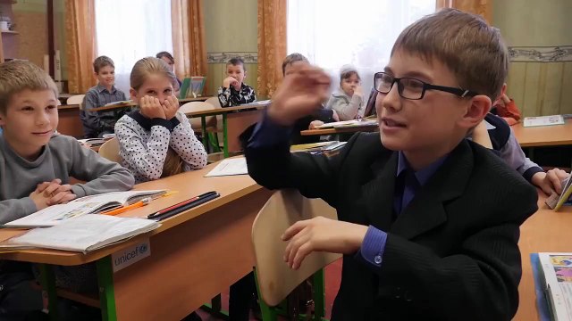 ЮНІСЕФ показало, що Орландо Блум робив у Слов'янську під час свого таємного візиту