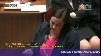 Aides personnelles au logement : E. Cosse répond à une question au Gouvernement