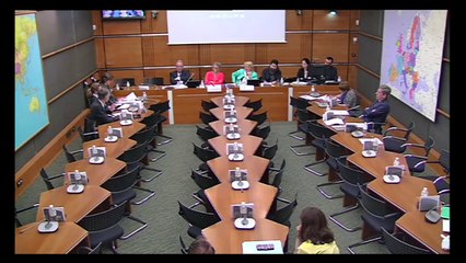 "Je me considère comme un joueur de football ou un pilote de formule 1 : il y a un marché"