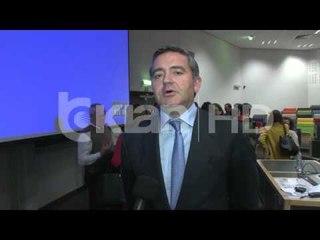 TE RINJTE, 3000 VENDE PER PRAKTIKE NE ADMINISTRATE
