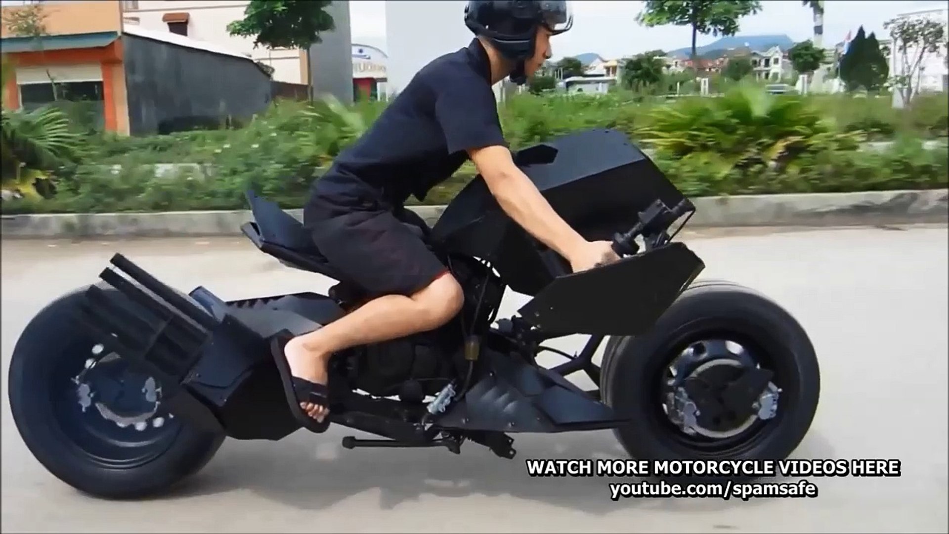 La moto de batman version Asie - Vidéo Dailymotion