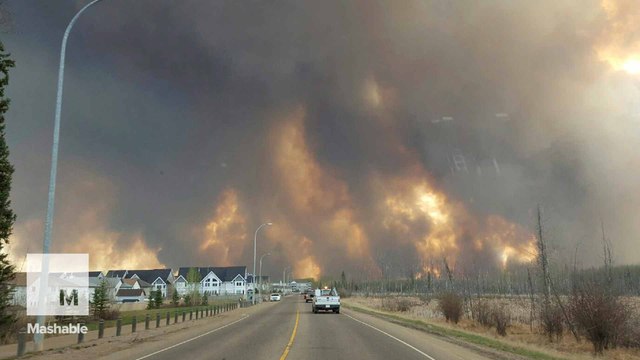 Massive wildfire prompts evacuation of entire Canadian city