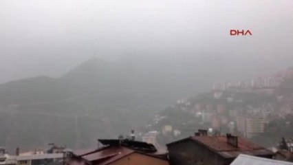 Artvin?de Düşen Yıldırım Cep Telefonu Kamerasına Takıldı