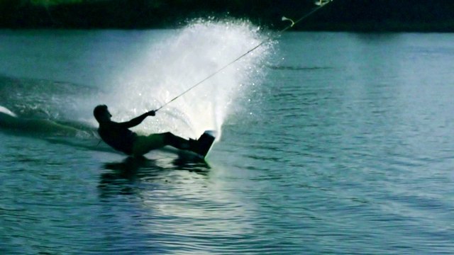 Wake Park Plesse, le téléski nautique de Loire-Atlantique pour pratiquer wakeboard et ski nautique près de Nantes et Rennes