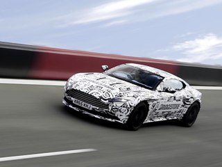 Essai Aston Martin DB11 2016