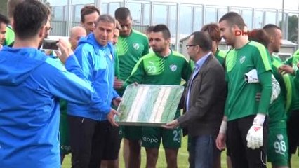 Hamza Hamzaoğlu Bursaspor'da Devam Etmek İstiyorum