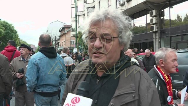 Protesta dhe kundër-protesta në 9 qytete