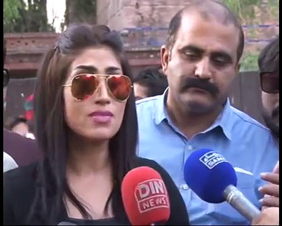 Qandeel Baloch talks to media about Shahid Afridi, Virat Kohli and Imran Khan