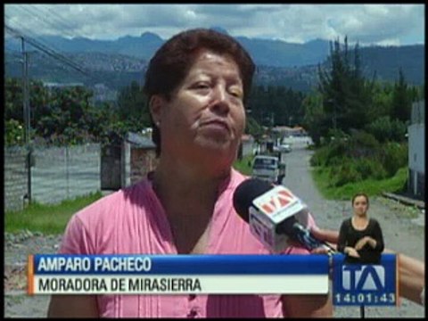 Moradores de Mirasierra piden arreglar las calles