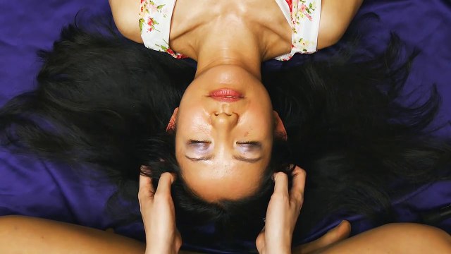 ASMR Face Massage & Whisper Meditation, Brushing & Positive Affirmations, Ear to Ear Whispering