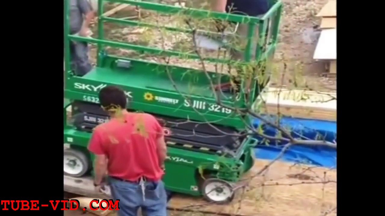 Construction Fail Compilation 2016