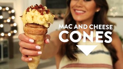 Arrotola La Pasta Per La Pizza Intorno Ad Un Cono Di Alluminio. Il Risultato è Tutto Da Gustare!