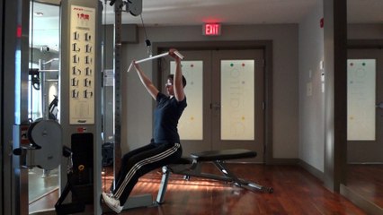How To Lat Pulldown