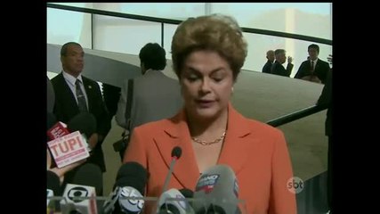 Dilma diz que denúncias do senador Delcídio são levianas e mentirosas