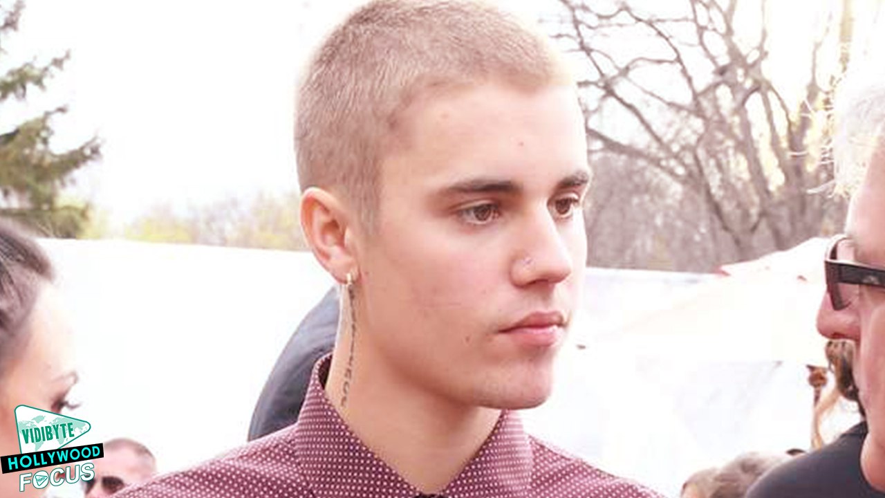 Justin Bieber Sued for $100k  after Smashing Fan's Cell Phone