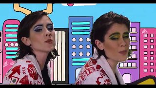 Tegan and Sara - U-turn OFFICIAL MUSIC VIDEO