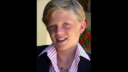 Andrew Swait boy soprano) & James bowman (Counter Tenor) sing Silent Worship (did you not