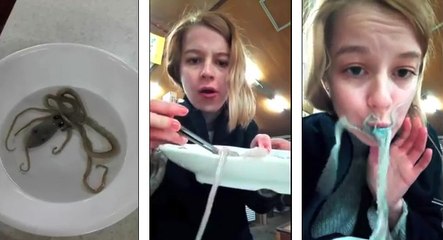 Manger une pieuvre vivante