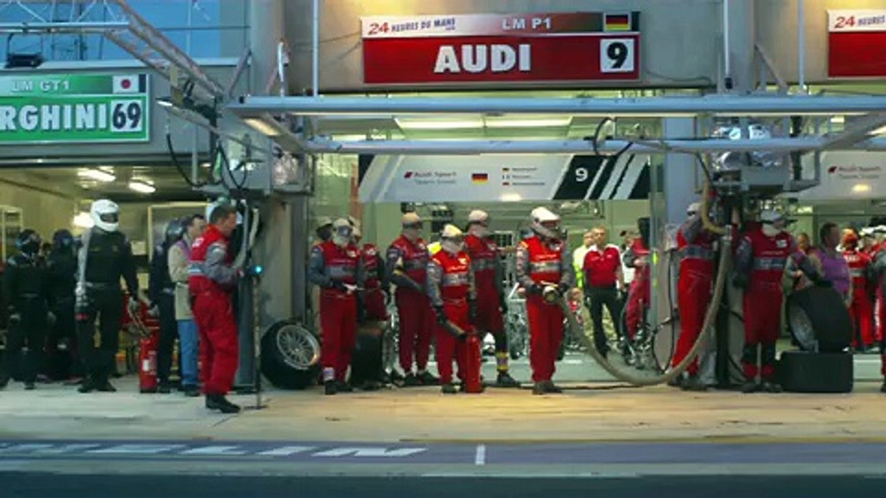 2010 Le Mans Audi Pit Stop