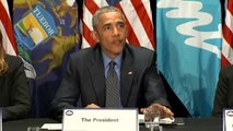 A Flint, Obama boit de l'eau et tacle les républicains