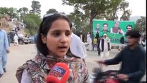 Young Girl Bashing Nawaz Sharif in PMLN Jalsa Kotli Sattian