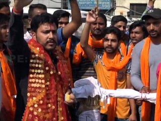 Activists burn effigy of Pakistan-backed Khalistan militants