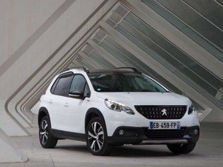 Peugeot 2008 restylé : 1er contact en vidéo