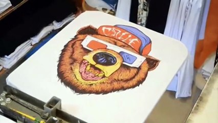 WOW. Amazing video. 4 minutes of visual relaxing