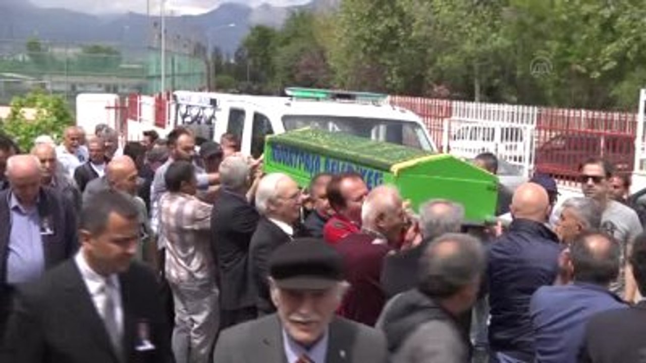 Eski Dostlar"In Bestekarı Çeki İçin Antalyaspor'da Tören