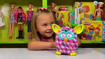 ✔ Ферби Бум. Ярослава распаковывает подарок от Деда Мороза / Yaroslava unboxing Furby Boom ✔