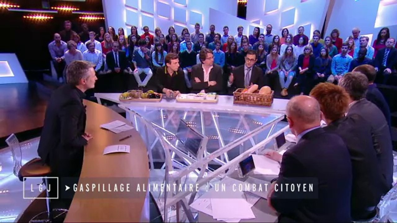 Arash Derambarsh, Mathieu Kassovitz et les Gueules cassées au Grand Journal pour la lutte contre le gaspillage