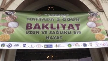 Borsa Vatandaşlara Nohut, Fasulye İkram Etti