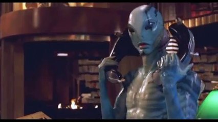 Hellboy (2004) - Trailer español