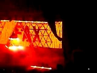 DAFT PUNK ALIVE07 ARENES NIMES 26 06 07  PART2 TECHNOLOGIC