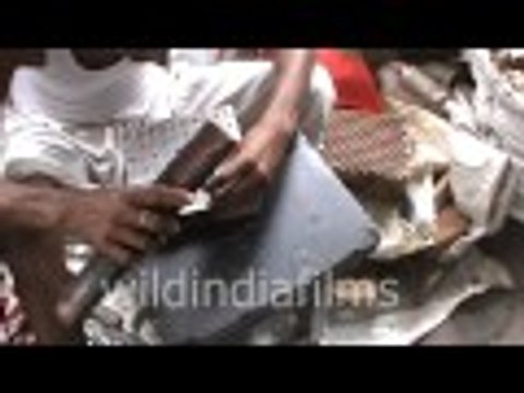 True Wood Design roadside in kolkata poor people : wildindiafilms