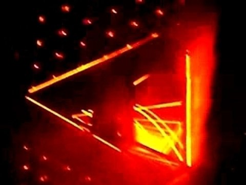 DAFT PUNK ALIVE2007 ARENES DE NIMES 26 06 2007 PARTIE 3